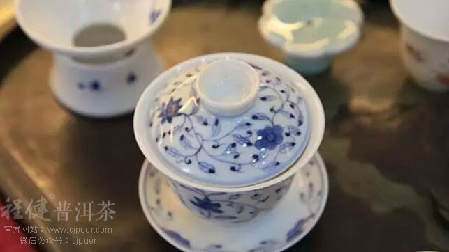 �̽�����